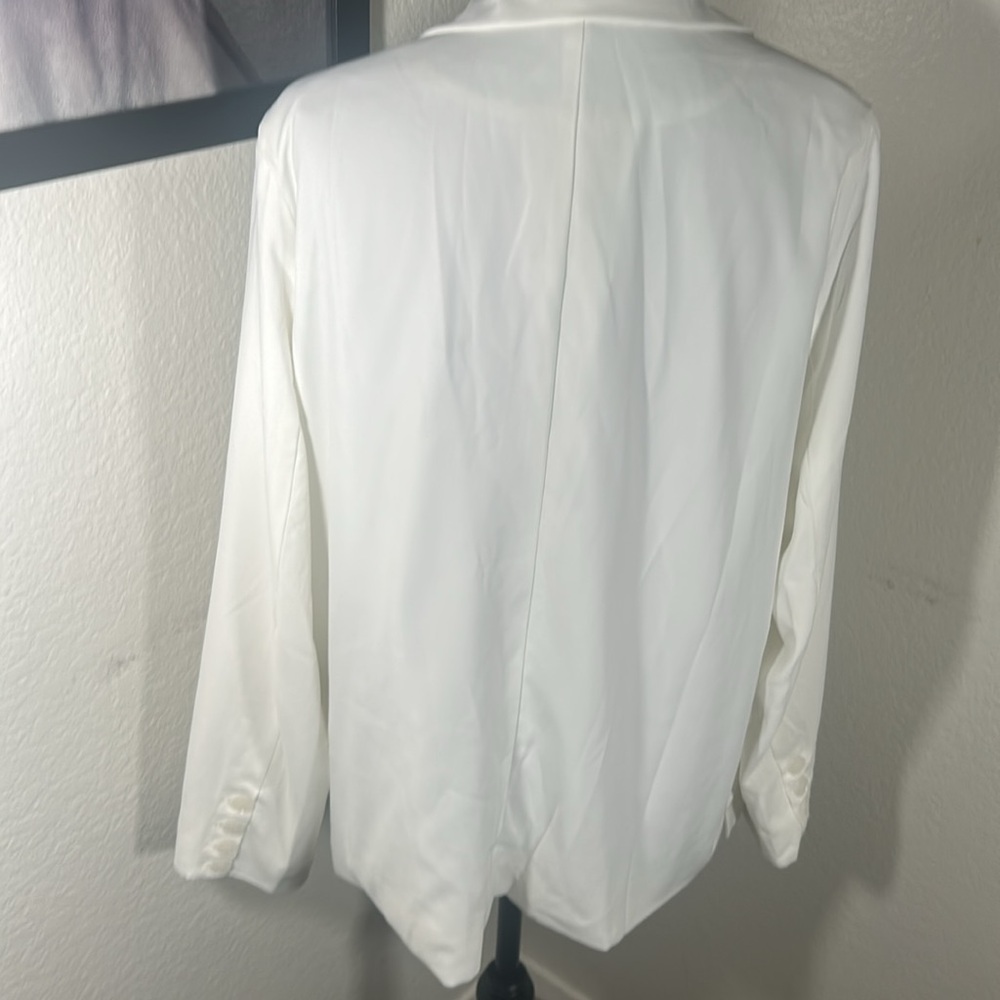 THE 12th Tribe White Blazer - Picture 8 of 11